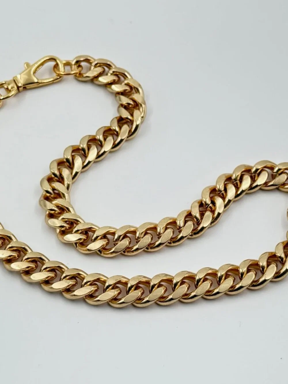 Chunky (17mm!) Gold Curb Chain & Dog Clip Necklace – Classic Statement Choker